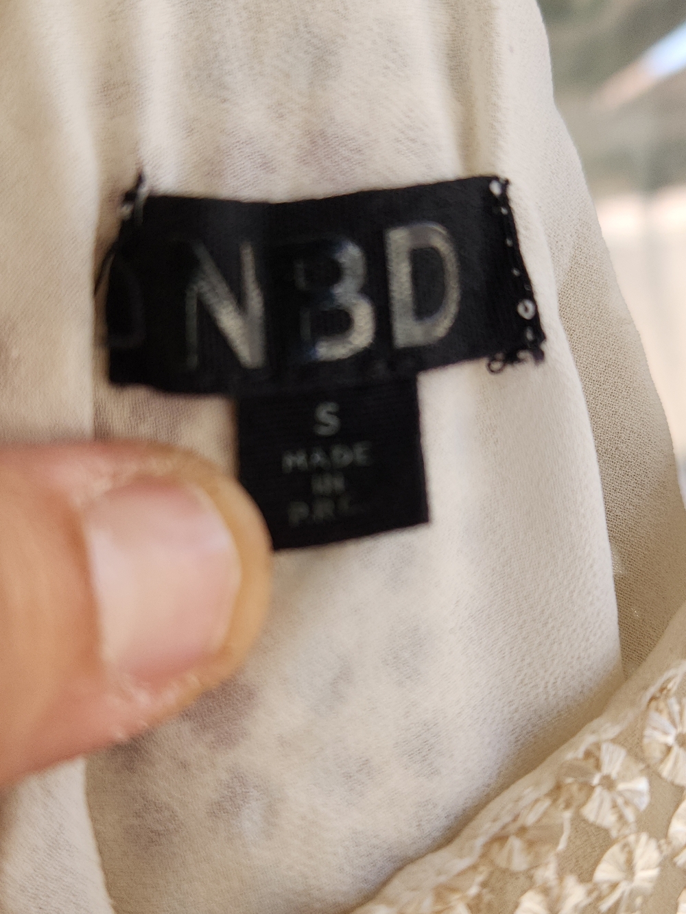 Lightweight Cream Overlay Cami Top - Picture 3 of 6